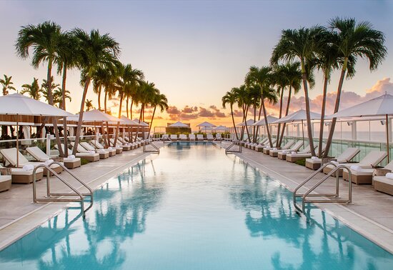 rooftop-pool